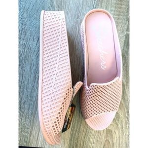 NWT Skechers Cali Glitz Wedge Slides